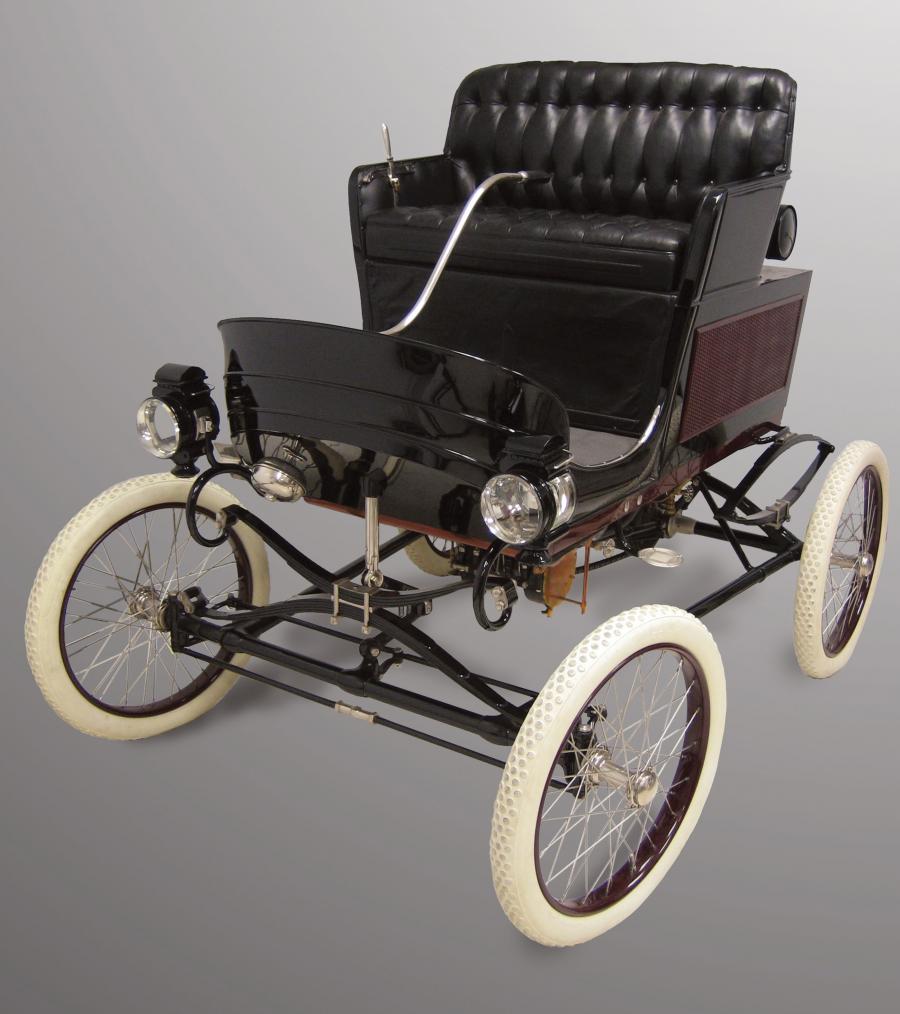  Toledo Steam Runabout 1901 года  (фото 8 из 8)